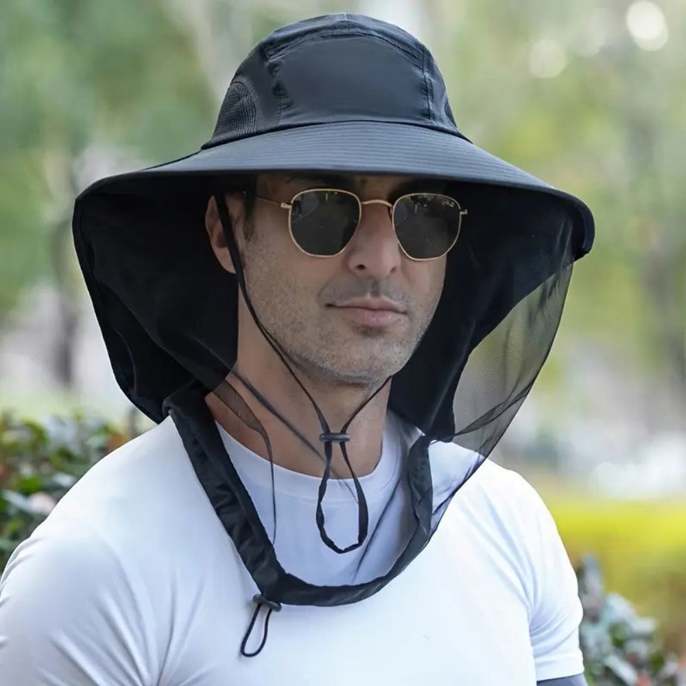 Wide Brim Outdoor Hat with Detachable Face Mask and Mesh Ventilation