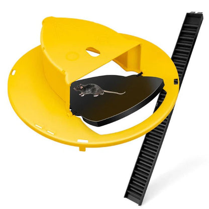 Bucket Trap Cover with Automatic Flip Reset and Dual Ladder Guides for 5-Gallon Buckets
