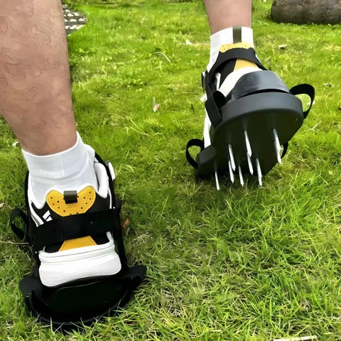 Lawn Aerator Shoes with Metal Spikes and Adjustable Straps for Grass Care