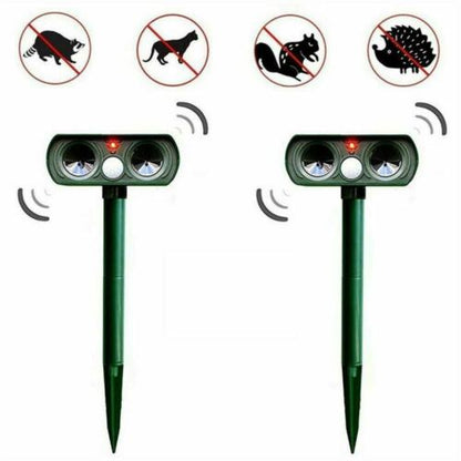 Animal Repeller with Solar Panel and 30ft Detection Range